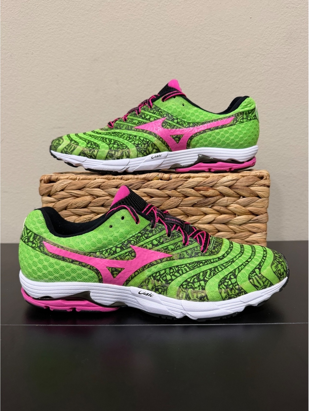 Size 11 - Mizuno Women’s Sayonara 2
